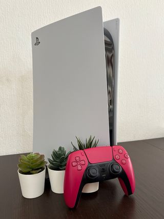 PlayStation 5 Digital Edition Blanca + mando