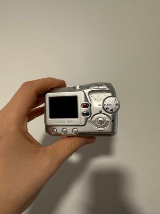 Olympus C-370 Cámara Digital Plata