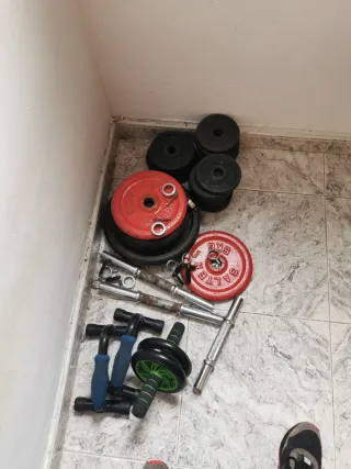 Pesas, mancuernas y accesorios de gimnasio