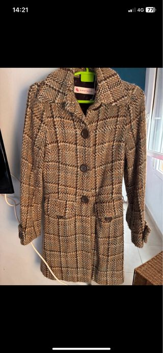 Abrigo tres cuartos entallado syste