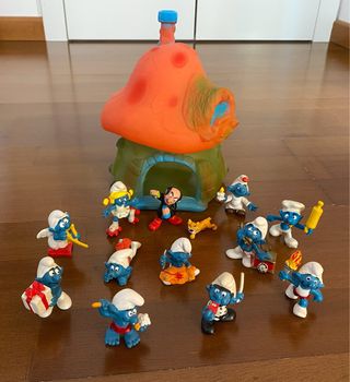 Casa de los Pitufos + 12 figuras