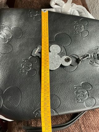 Mochila Desigual Mickey Mouse Negra y Plateada