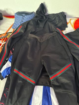 Chándal Gucci Negro con Rayas