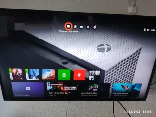 Xbox One S 500GB + Red Dead Redemption 2