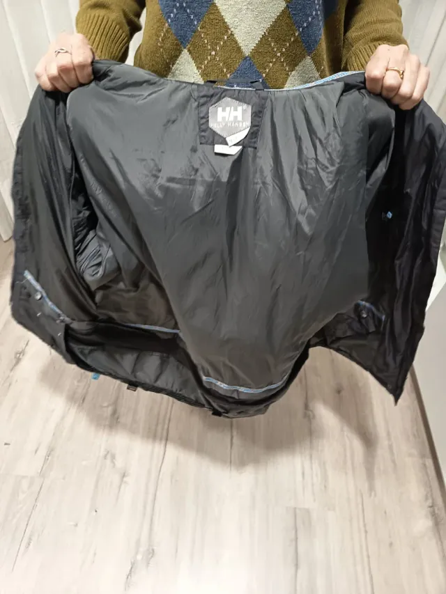 Plumón Helly Hansen Talla L Negro