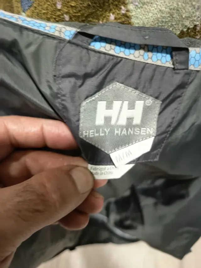 Plumón Helly Hansen Talla L Negro