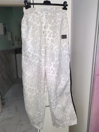 Pantaloni donna fantasia leopardata