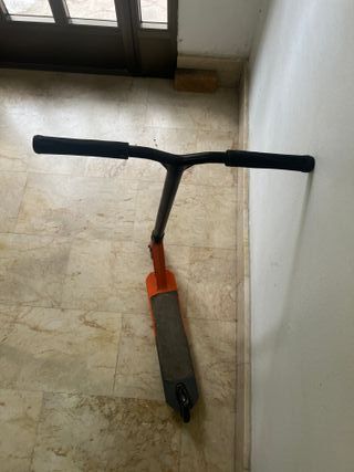Patinete scooter naranja
