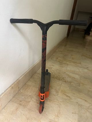 Patinete scooter naranja