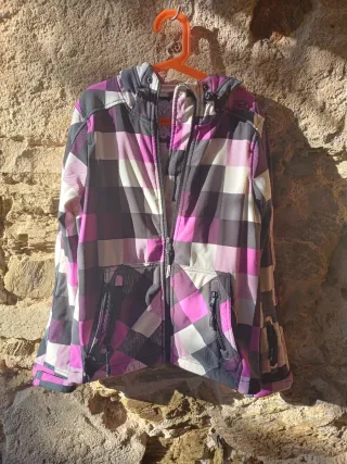 Chaqueta térmica niña marca Brunotti T-152CM