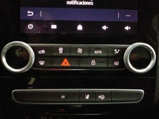 Renault Megane 1.6 E-TECH PHEV Grandtour