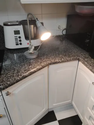 Lamparita de estudio gris metal