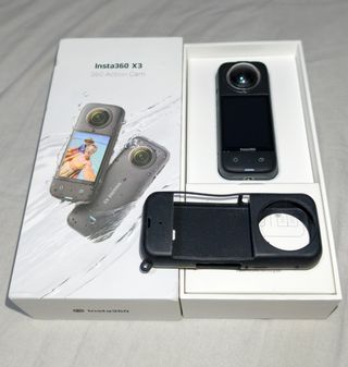 Cámara insta 360 X3