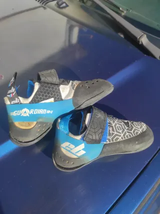 Pies de gato Guardian para niños