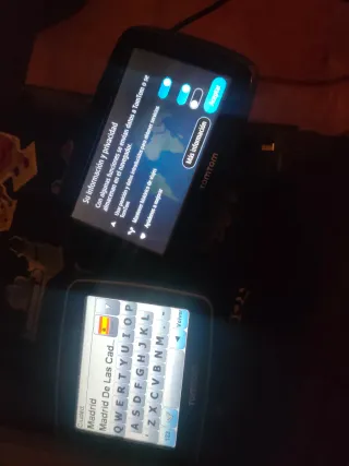 2 GPS TomTom con soporte