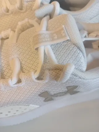 ESTRENA! Zapatillas Under Armour talla 38 Unisex