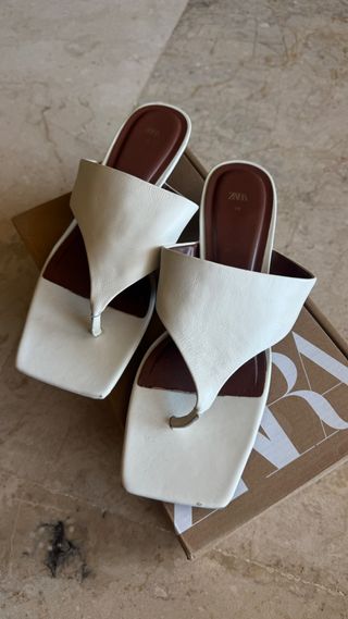 Sandalias Zara Tacon Dedo Blanco Talla 39