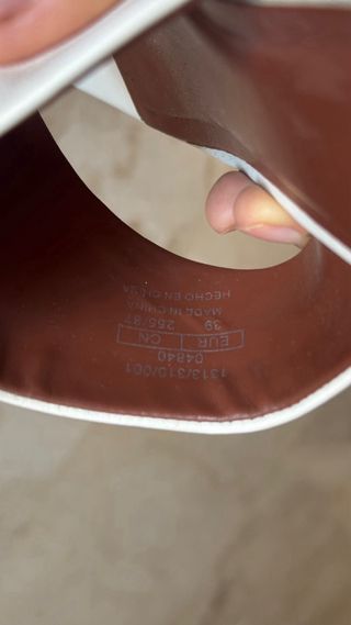 Sandalias Zara Tacon Dedo Blanco Talla 39