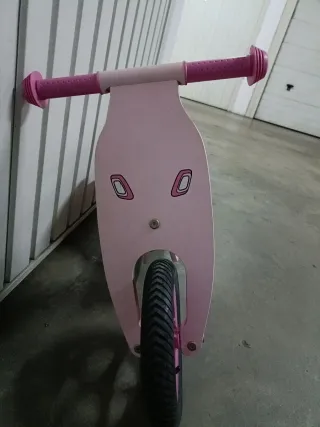 Bicicleta sin pedales Vespa madera infantil nueva