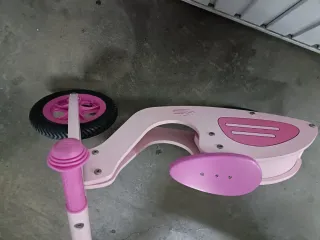 Bicicleta sin pedales Vespa madera infantil nueva