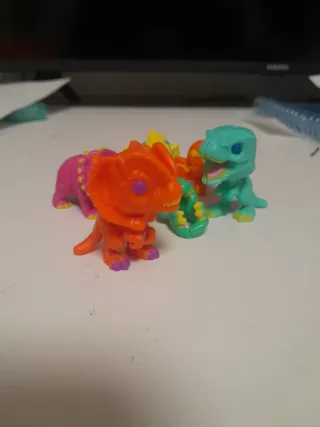 Figura Dinosaurio Jurassic World Kinder