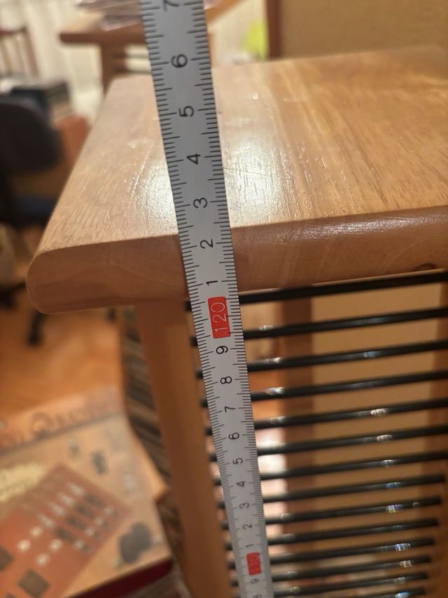 Estantería para CDs de madera y plástico