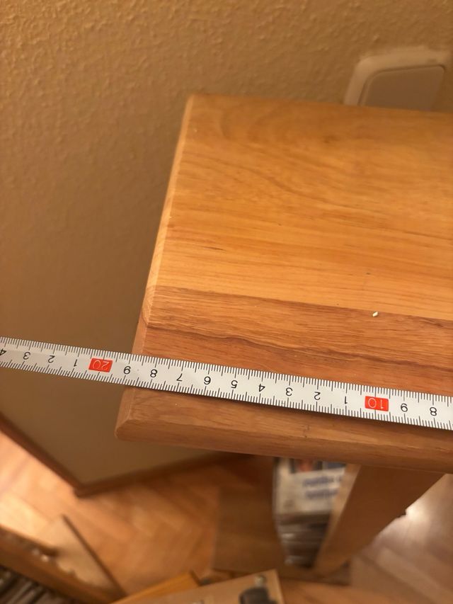 Estantería para CDs de madera y plástico