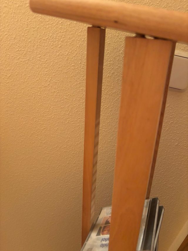 Estantería para CDs de madera y plástico