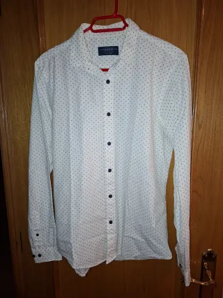 Camisa Pull & Bear blanca estampada Talla M
