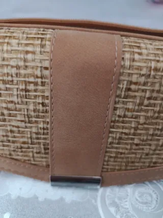 Cartera de mujer tejida