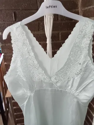 Conjunto en verde manzana camisón y chaqueta