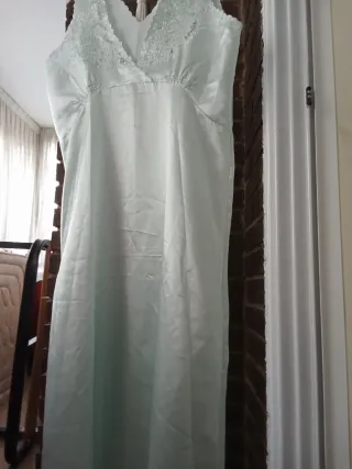 Conjunto en verde manzana camisón y chaqueta