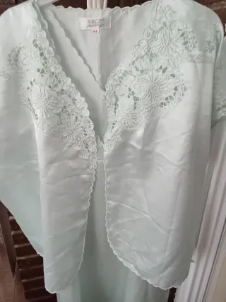 Conjunto en verde manzana camisón y chaqueta