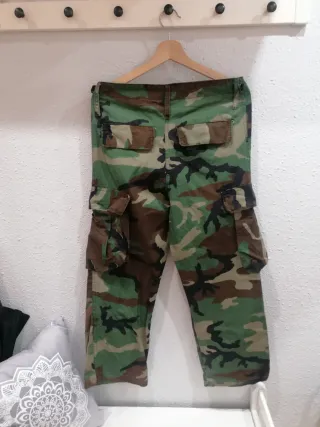Pantalón camuflaje caza montaña