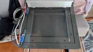 Ventana abatible gris 40/45 motorizada