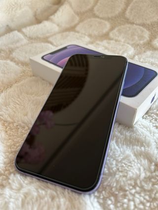 iPhone 12 Viola
