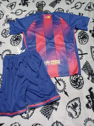 Conjunto FC Barcelona niño talla 28