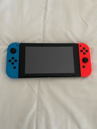 Nintendo Switch + Accesorios