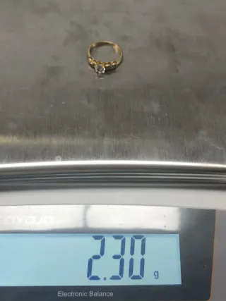 Anillo Oro 18k con Circonita