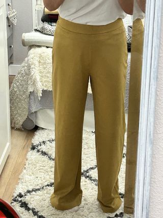 Pantalón mujer tela tipo ante Nuevo con etiqueta