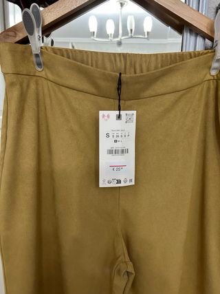 Pantalón mujer tela tipo ante Nuevo con etiqueta