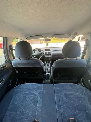 Peugeot 206 2002