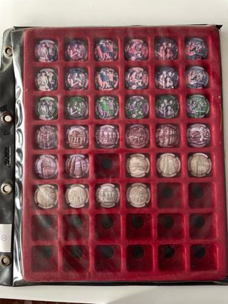 Bandeja Colección Chapas Cava Jaume Serra