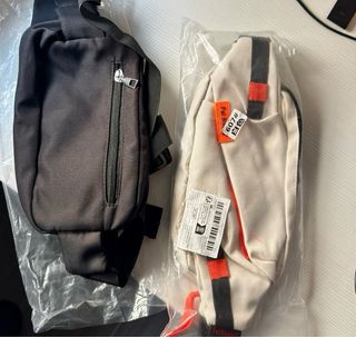 Riñoneras medianas negras y beige