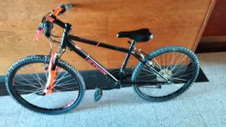 Bicicleta Infantil B'TWIN 24 Naranja/Negra