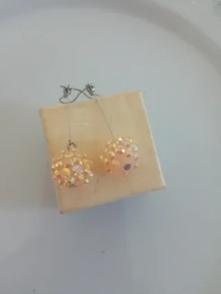 Totla pendientes brillantes