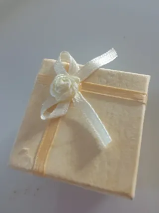 Totla pendientes brillantes