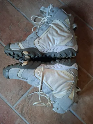 Stivaletti trekking donna tg. 39