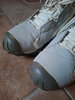 Stivaletti trekking donna tg. 39