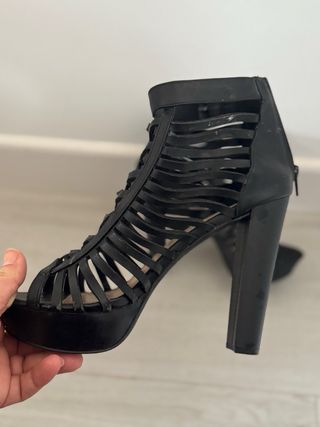 Zapatos de tacón negros talla 42